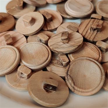 1 x Wooden Shank Button (19mm) Size 30